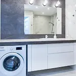 Mogilska Tower Apartment near Tauron Arena Krakow by InPoint