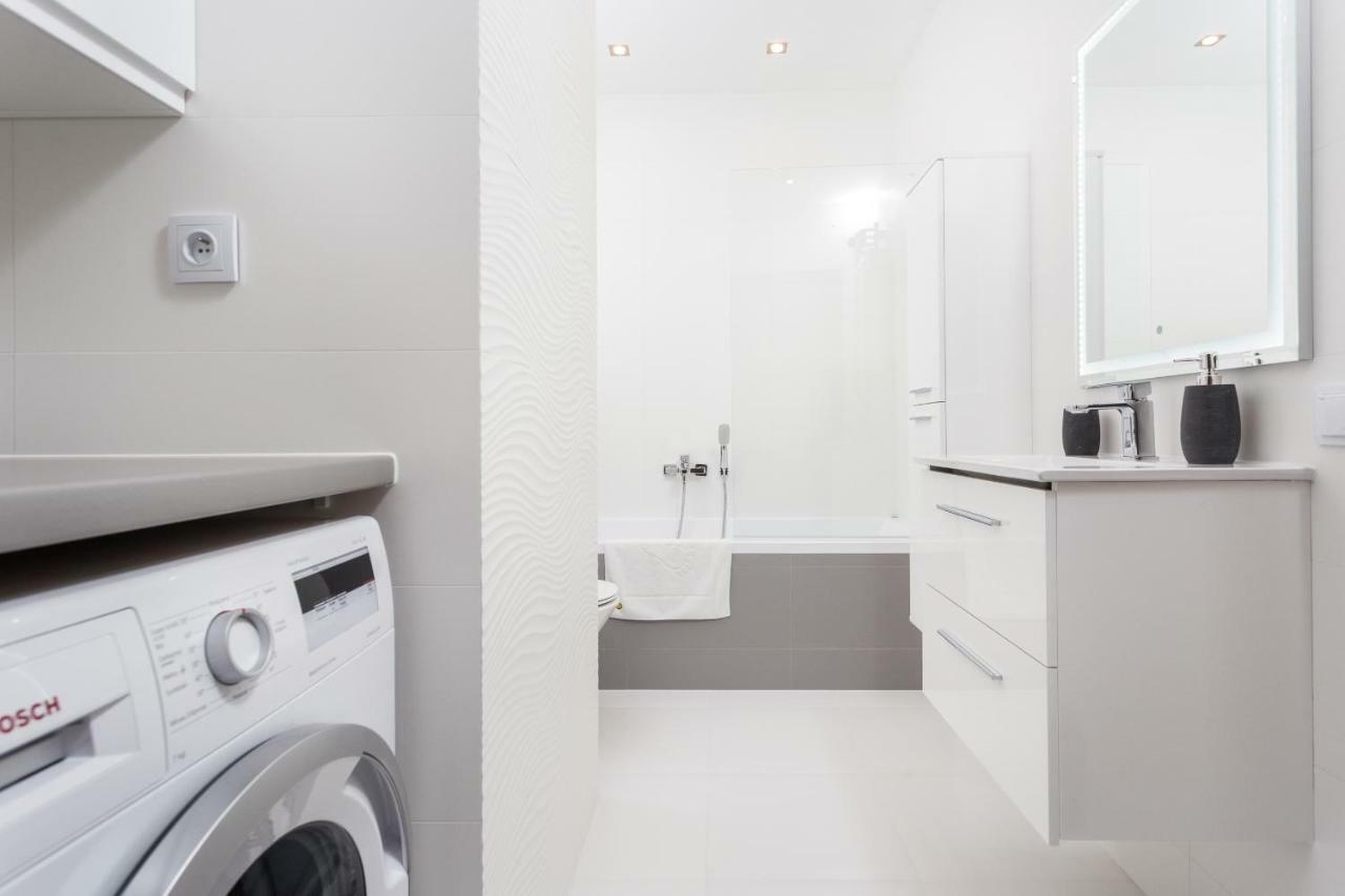 Apartament Mogilska Tower Near Tauron Arena By Inpoint - Free Underground Parking