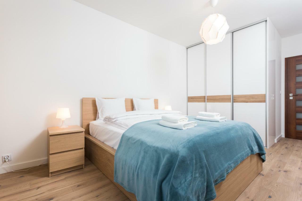 Mogilska Tower Near Tauron Arena By Inpoint - Free Underground Parking Apartment Krakow
